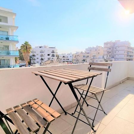 Spacious Lightflooded 2Br Apt / Near Center & Harbour Larnaca Exteriér fotografie