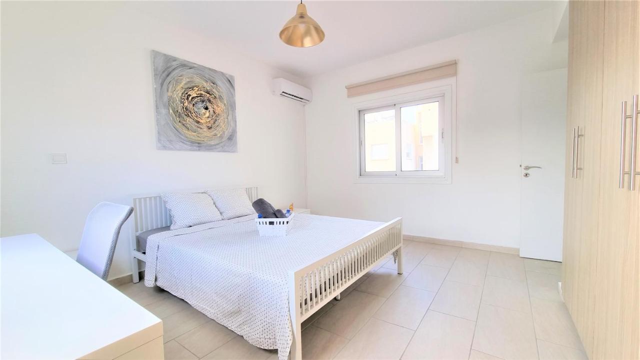 Spacious Lightflooded 2Br Apt / Near Center & Harbour Larnaca Exteriér fotografie