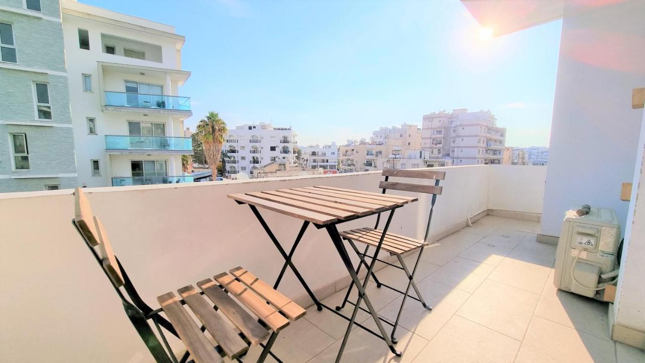 Spacious Lightflooded 2Br Apt / Near Center & Harbour Larnaca Exteriér fotografie